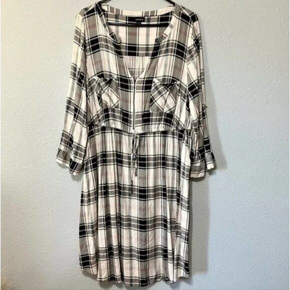 Torrid Mini Challis Zip Front Shirt Dress White Black Pink & Green Plaid 2X - Picture 2 of 8